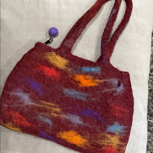 100% Wool Purse Made in Nepal - Picture 4 of 4